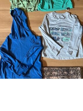 Bundle 2 Patagonia Capilenes 3T